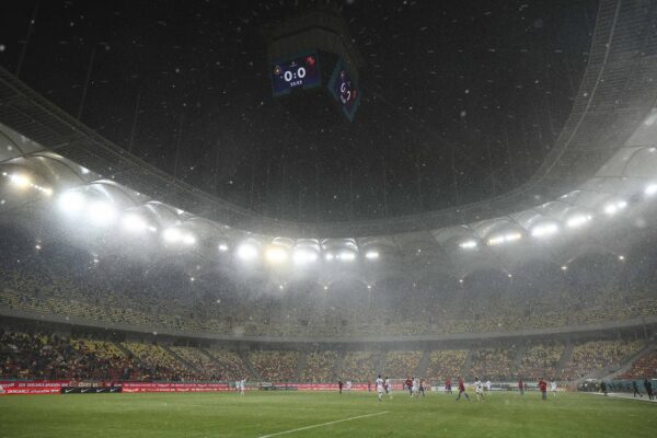 Acționarea acoperișului de la Arena Națională