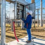 Se întrerupe curentul electric în București, Ilfov și Giurgiu. Rețele Electrice Muntenia anunță care sunt zonele afectate. Toto: reteleelectrice.ro