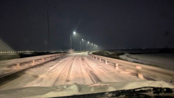 Capcane de gheață pe autostradă a Capitalei. În lipsa unui centru de intervenție, CNAIR mută utilajele de pe A3 în timp ce subcontractorii acționează cu utilaje defecte