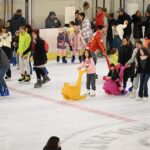 Pe patinoarul Berceni Arena se patinează weekendul viitor, pentru ultima dată în acest sezon. FOTO: berceniarena.ro