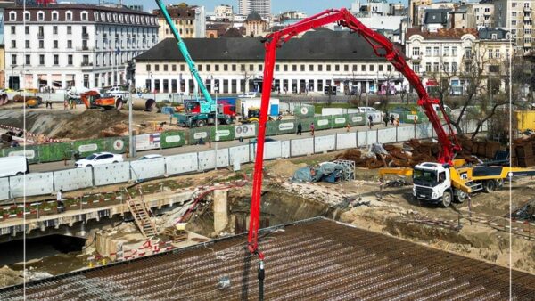 În plină controversă privind vestigiile de la Unirii, constructorul Planșeului anunță faza de lărgire a șantierului: „Extindem radierul cuvei”