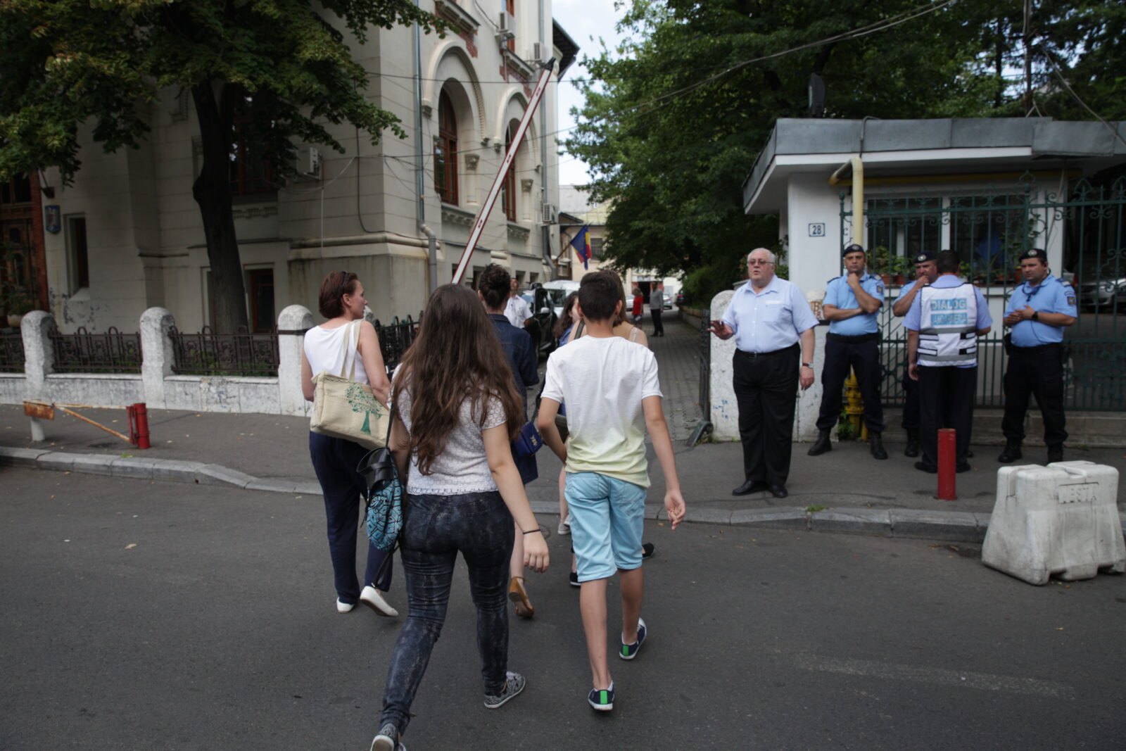 OPINIE | Jos labele de pe simularea mea! De ce îmi place că voi intra în sala de examen, începând de luni Î FOTO: Inquam Photos / Liviu Albei