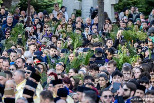 Pelerinaj de Florii, în weekend. Procesiunea începe la Catedrala Națională. FOTO: basilica.ro