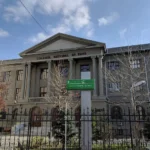 Divorț administrativ în centrul Capitalei. Colegiul „Sfântul Sava” se separă de școala „Vasile Alecsandri” | FOTO: Iulian Andrei via Google Maps