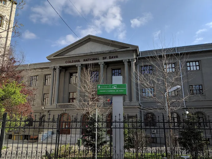 Divorț administrativ în centrul Capitalei. Colegiul „Sfântul Sava” se separă de școala „Vasile Alecsandri” | FOTO: Iulian Andrei via Google Maps