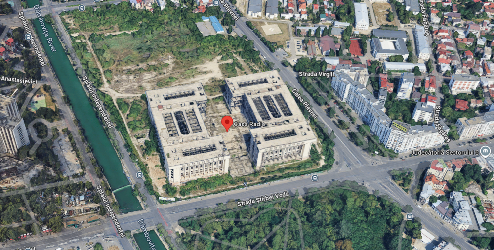 Ruina Casei Radio propusă în coridorul verde de pe Dâmbovița. OAR București: „Orașul are nevoie de proiecte mature, nu de formule spectaculoase fără valoare urbană”  