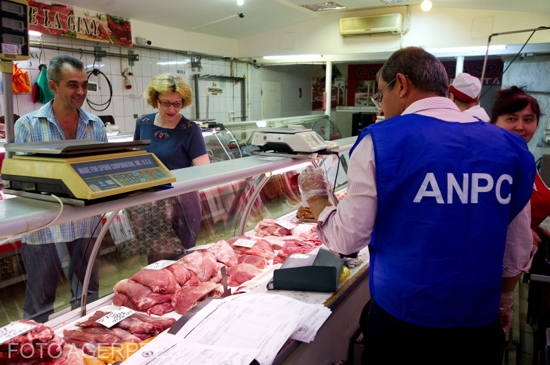 „Razie alimentara“ în Sectorul 2. Amenzi de 12 mii de euro pentru 10 comercianți | FOTO: Agerpres (ilustrativ)