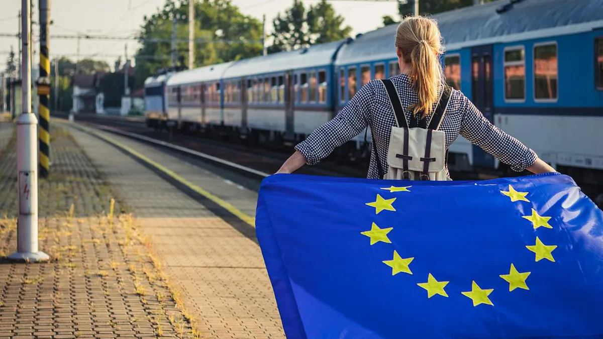 40.000 de permise gratuite de călătorie DiscoverEU pentru tineri. Când se încheie înscrierile. FOTO:dailybusiness.ro