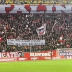 Amenzi de peste 17.000 de euro, după meciul de fotbal Dinamo-Rapid. Suporterii dinamoviști au afișat mesaje rasiste. FOTO: Mediafax