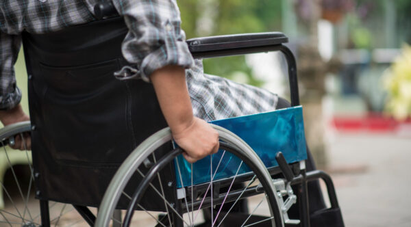 Adulții cu dizabilități din Sectorul 1 ar putea beneficia de sprijin mobil. Cererea de finanțare așteaptă votul consilierilor locali | FOTO: Freepik