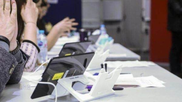 Sistemele informatice ale Primăriei Sectorului 6 nu comunică între ele. Administrația cere fonduri pentru o nouă platformă. FOTO: bursa.ro