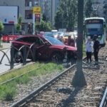 Linia 41, blocată pe Șoseaua Virtuții din cauza unui accident. O mașină a intrat pe șina de tramvai