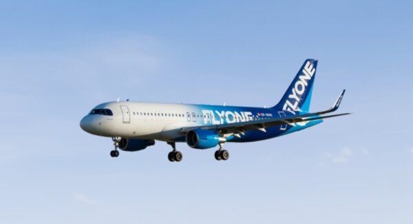 Compania Flyone opt zboruri București anulate