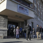 Angajații STB revin la programul de cinci zile. În paralel, conducerea pregătește concedieri colective