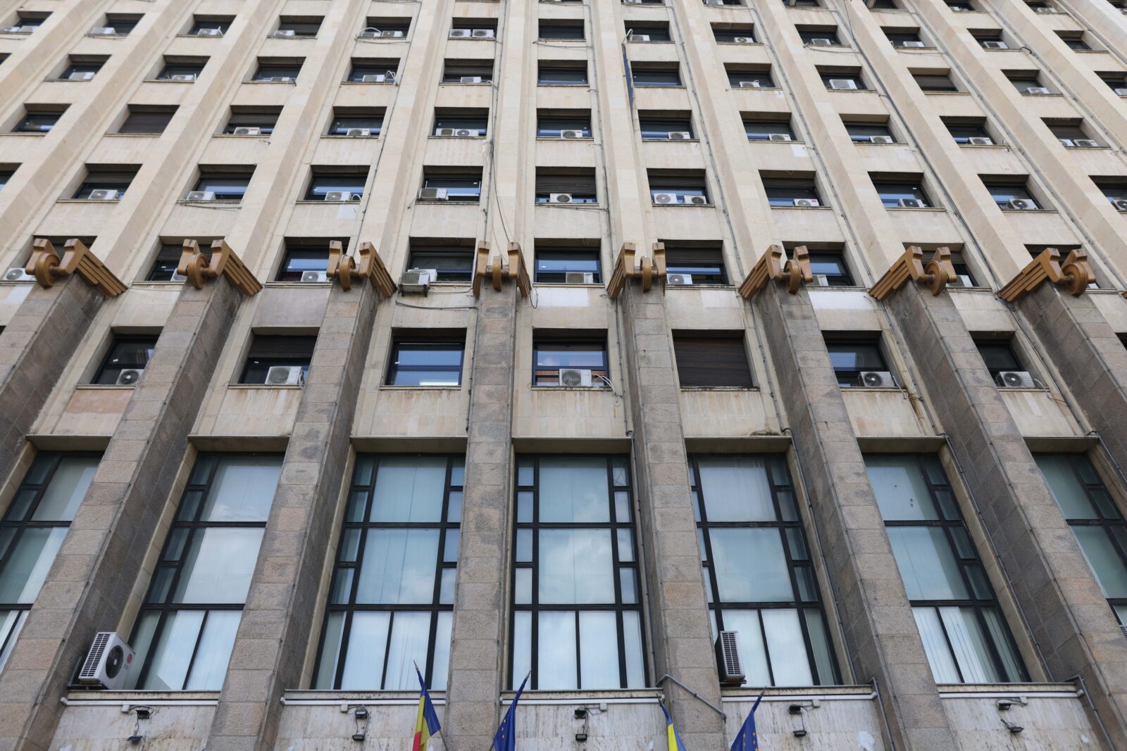 Lifturile de la Palatul CFR au fost verificate în aprilie