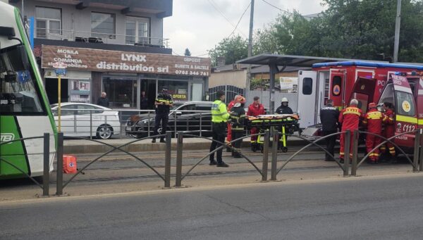 Pieton accidentat de tramvai pe Șoseaua Colentina din București. Linia 21, blocată pentru mai bine de o oră