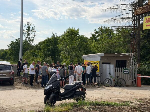 REPORTAJ | „Sigur vom avea aici un parc?” Ce dorințe au bucureștenii pentru Parcul Serele Militare. Nu este ultima consultare publică