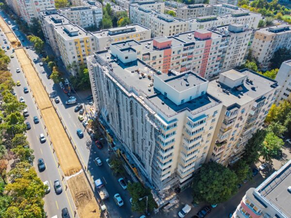 Scumpiri de 31 de milioane de euro pentru reabilitarea a 40 de blocuri din Sectorul 2. Cum motivează Primăria majorările