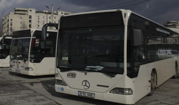 Liniile 101 și 382 circulă modificat începând de astăzi, din cauza lucrărilor de pe Ziduri Moși | FOTO: Octav Ganea/ Inquam Photos