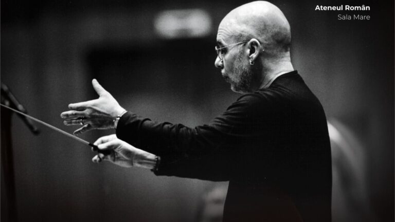 Dennis Russell Davies dirijează pentru prima dată Orchestra Filarmonicii „George Enescu”
