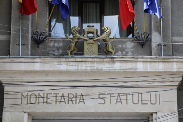 Monetăria Statului lansează o medalie dedicată Centenarului Aviației Civile | FOTO: Inquam Photos /George Călin
