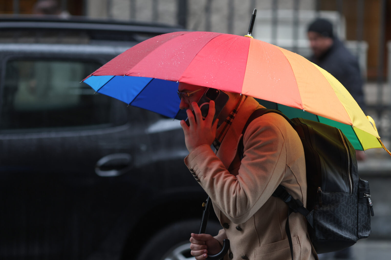 Vreme caldă în București în weekend, dar ANM anunță ploi și descărcări electrice