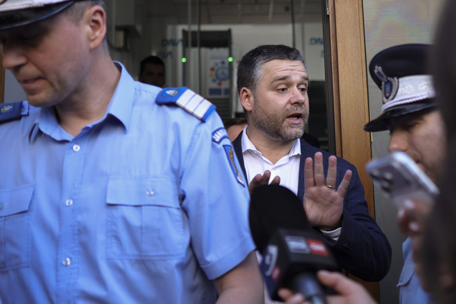 Ciprian Ciucu rămâne sub control judiciar. Tribunalul București a respins contestația primarului