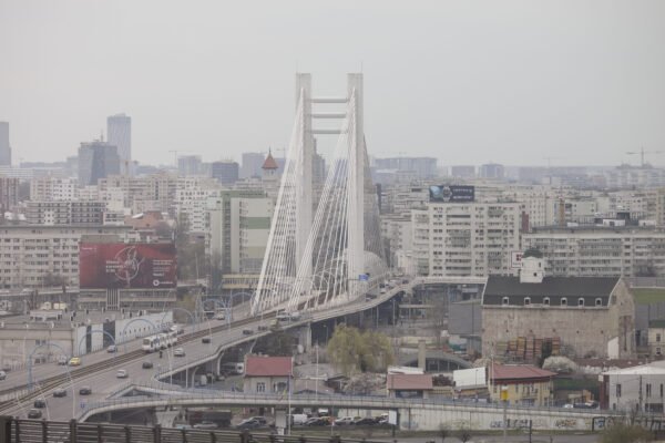 Restricții de circulație, timp de o lună, pe Pasajul Basarab. De când intră în vigoare