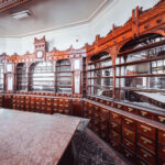 Încă un pas pentru restaurarea celei mai vechi farmacii din Capitală. Parteneriatul pentru redeschiderea Casei Hotăranu, pe masa CGMB