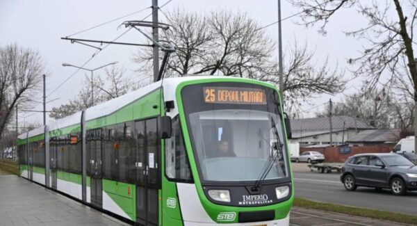 Linia 25 tramvai blocată accident