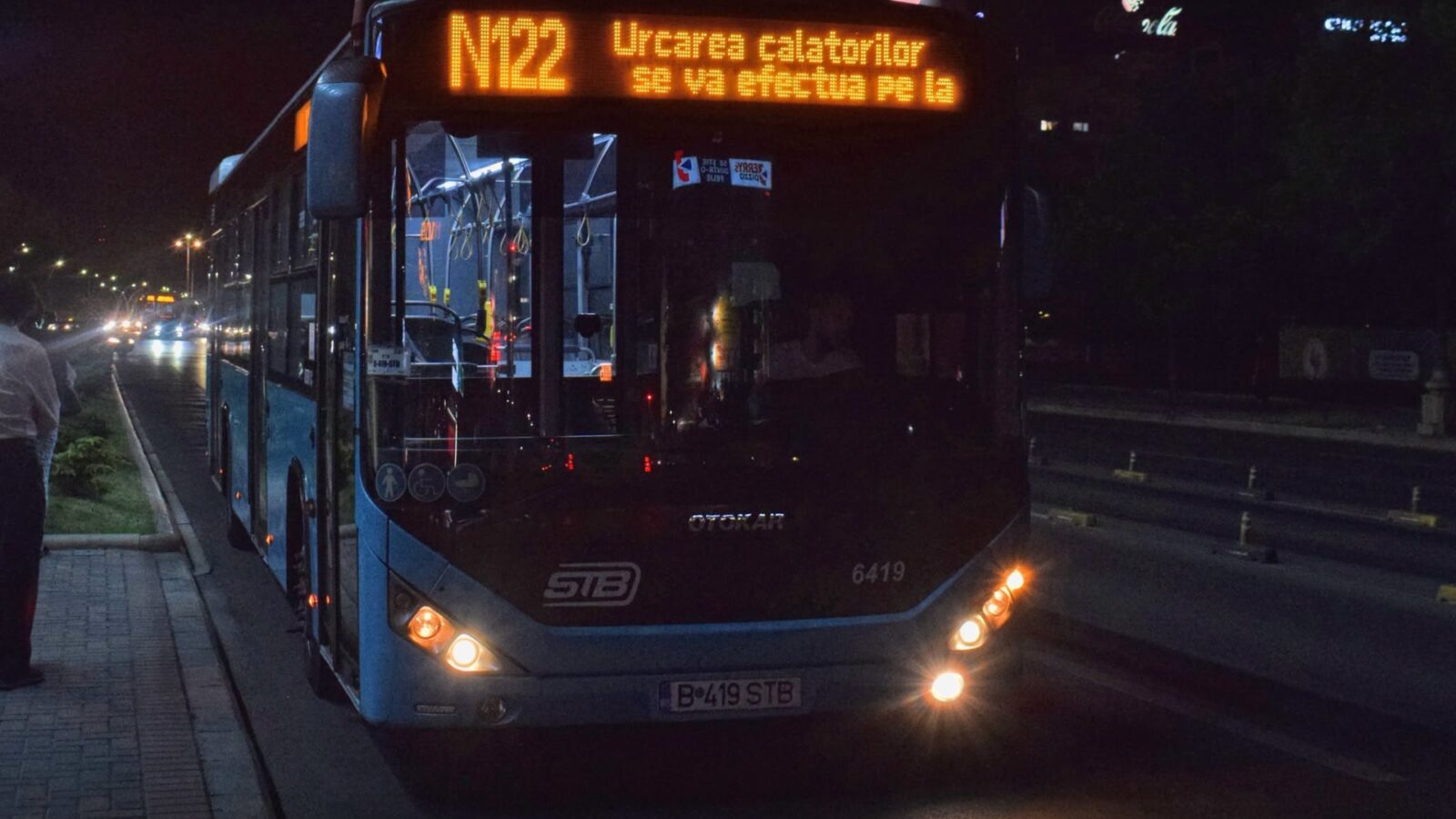 Linia N122 revine la traseu de bază, în noaptea de joi spre vineri
