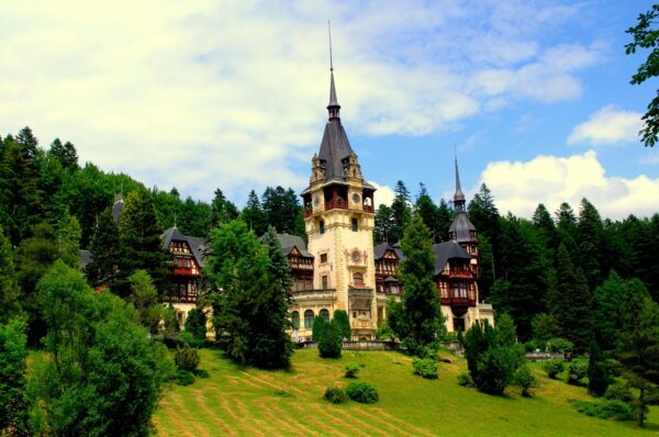 Cât costă o evadare la Sinaia