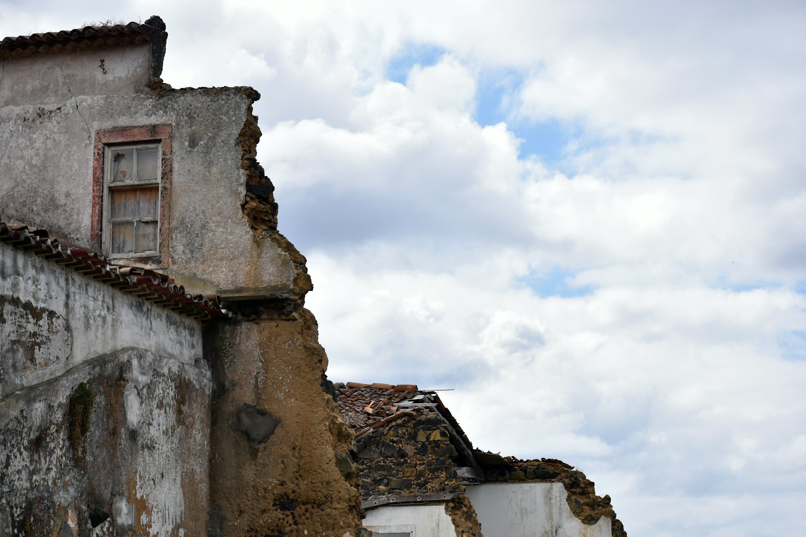 ASSMB va organiza ateliere pentru recunoașterea situațiilor de risc, în școli, la finalul anului | FOTO: Unsplash