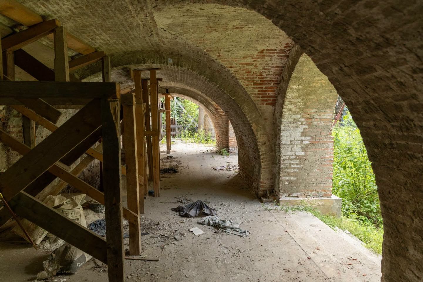 Încep lucrările de punere în siguranță a Palatului Voievodal - Curtea Veche. FOTO: PMB