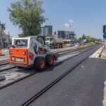 Au început lucrările de asfaltare la linia de tramvai de pe Prelungirea Ghencea. Foto: FB/ PMB