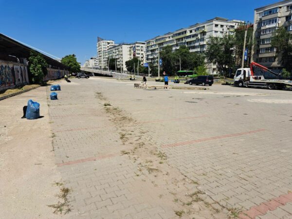 Parcarea de lângă Muzeul CFR. Instanța a blocat planurile PMB, la cererea unei firme care ocupa abuziv domeniul public. Foto: FB/ Ciprian Ciucu