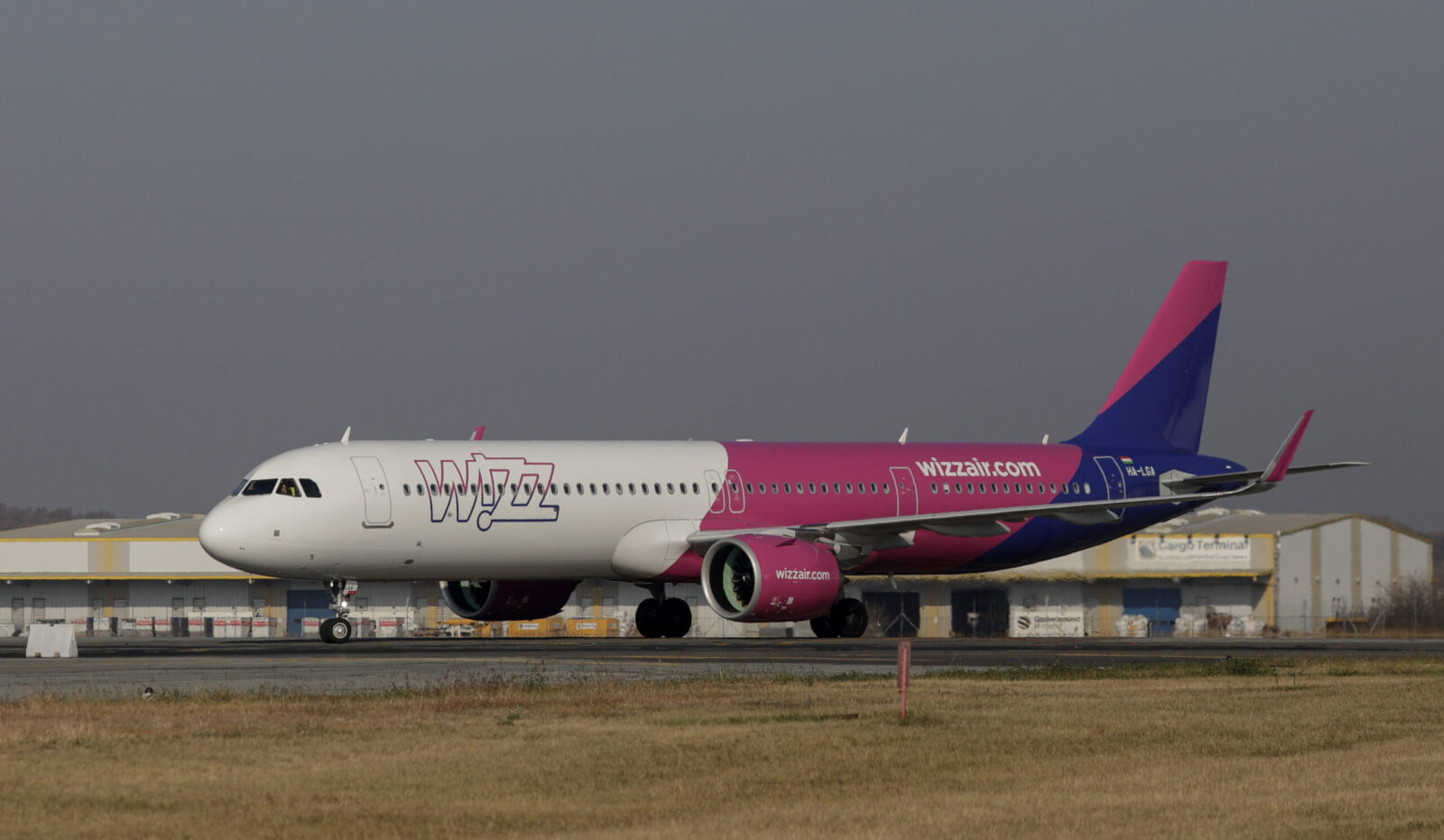 Patru rute din România una de la Aeroportul Otopeni Wizz Air
