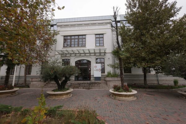Primăria Sectorului 3 împrumută 339 de milioane de lei: Două credite ar putea fi majorate. Proiectele urmează să fie supuse votului Consiliul Local