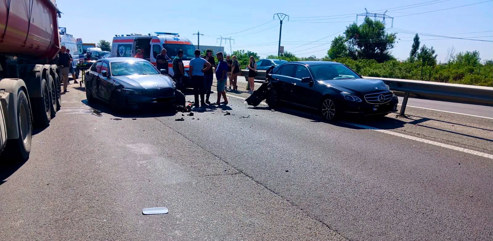 blocată din cauza unui accident