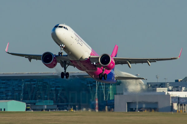 Wizz Air o nouă rută București către Spania