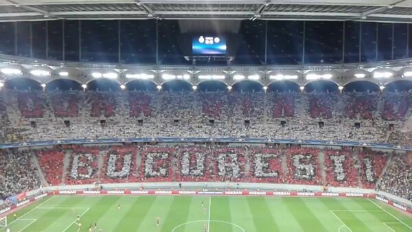 Echipa de fotbal din Ștefan cel Mare petrece înainte de meciuri. DinamoFest începe în weekend. FOTO: Dinamo București/ FB