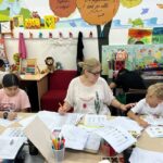 Programe de integrare socială pentru copiii vulnerabili de la Școală Gimnazială Nr. 126. FOTO: Salvaţi Copiii România
