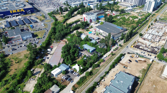 Un nou complex educațional, propus pe Strada Victor Brauner din Pallady. Vedere de ansamblu asupra terenului propus spre achiziție. Foto: Raport de evaluare ANEVAR/ Eugen Matei