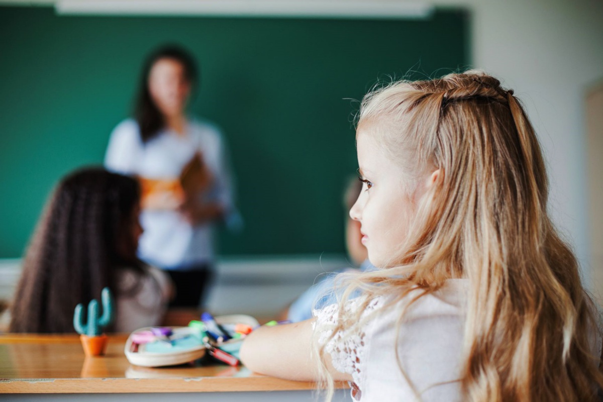 Program special pentru copiii cu cerințe educaționale speciale, la Şcoala Gimnazială Nr. 131 din Sectorul 5. FOTO: edupedu.ro