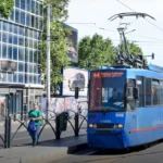 Încep lucrările de reabilitare a căii de rulare a tramvaielor de pe Bd. Dinicu Golescu. Programul de transport se schimbă. FOTO: STB