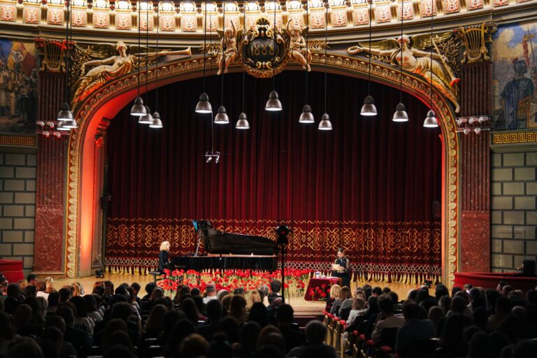 Festivalul Aici a stat revine în octombrie cu o ediție dedicată Cellei Delavrancea