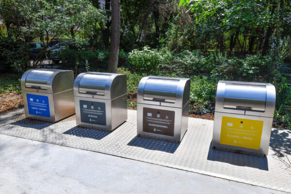 Au fost montate primele ghene subterane. 222 vor fi amplasate, până la începutul anul 2025. FOTO: PS6/Facebook