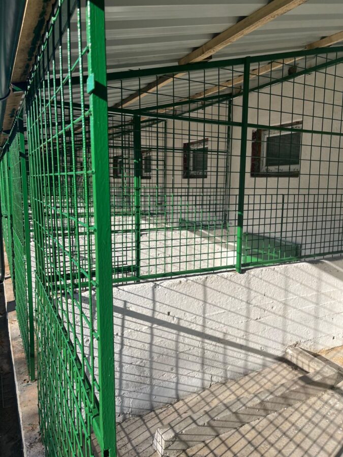 Încă un padoc renovat. Foto ASPA Bragadiru