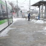 STB a scos pe traseu utilaje pentru a preveni problemele de circulație, cauzate de ninsoare. FOTO: STB