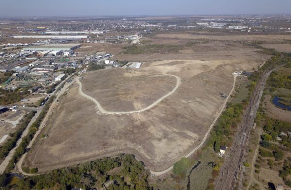 Imagine aeriană cu depozitul de deşeuri, unde ar urma să fie făcută regenerarea urbană
